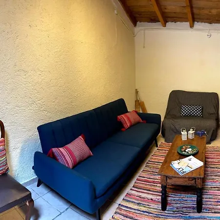 Апартаменты Filoxenos Corfu Island Mantouki