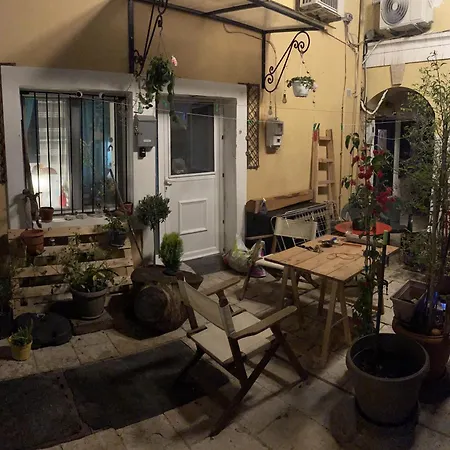 Апартаменты Filoxenos Corfu Island Mantouki