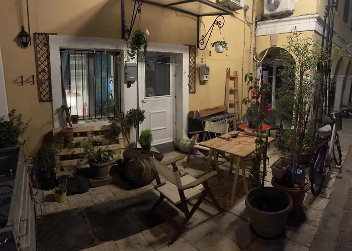 דירה Filoxenos Corfu Island Mantouki